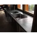 Ensemble plans de travail en zinc avec intégrations pour deux éviers et plaque - Zinc classique