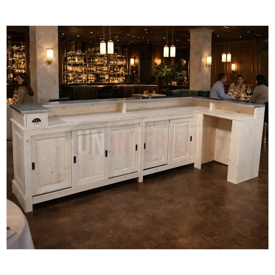 Comptoir de bar d'angle de 300cm x 140cm, avec plateau zinc, corps de meuble en pin.
