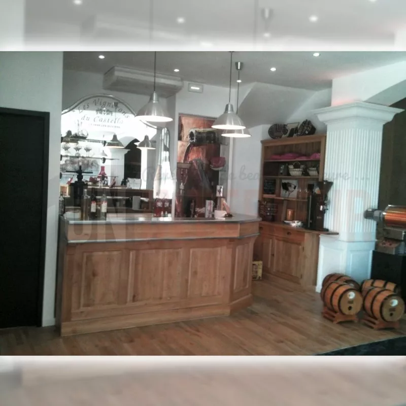 Comptoir de degustation cave vin sur mesure en chêne massif