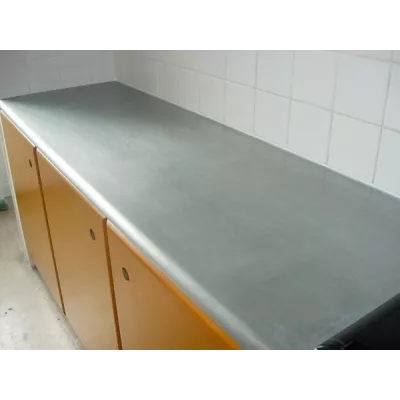 Plan de travail en zinc cuisine avec intégration plaque cuisson - Zinc classique