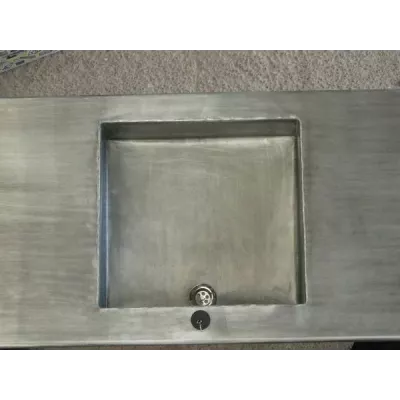 Plan de travail de cuisine en zinc avec évier en zinc - Zinc gris anthracite