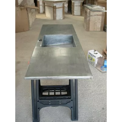 Plan de travail de cuisine en zinc avec évier en zinc - Zinc gris anthracite