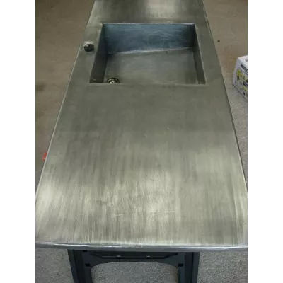 Plan de travail de cuisine en zinc avec évier en zinc - Zinc gris anthracite