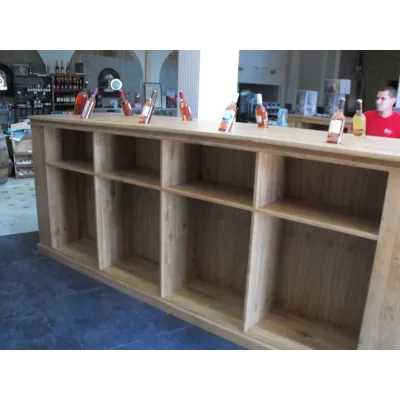 Meuble porte bouteilles sur-mesure en chêne massif 360cm