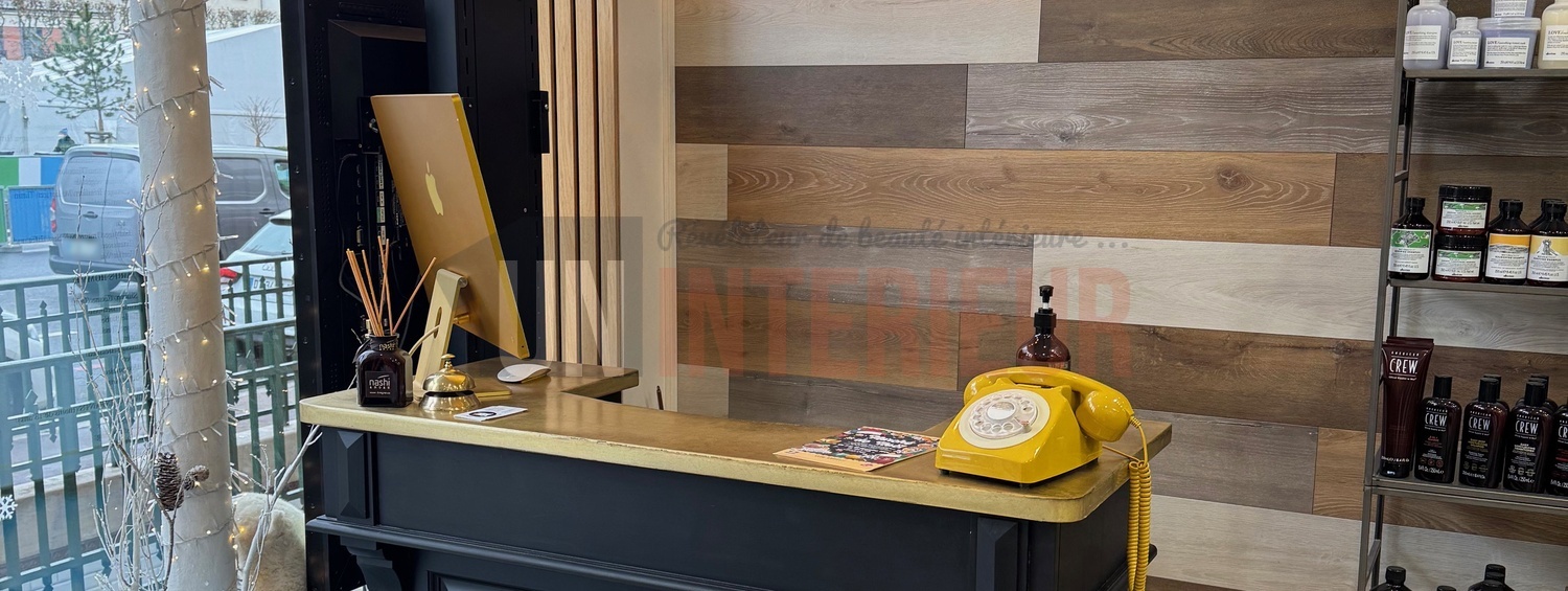 Comptoir de coiffure en laiton - Meuble d'accueil